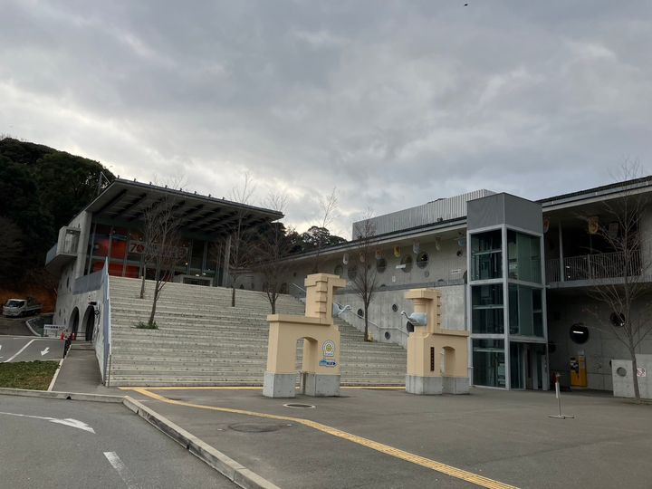 ワイエア平尾浄水の周辺