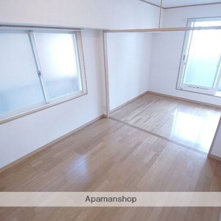 エステートモア薬院通りの居間
