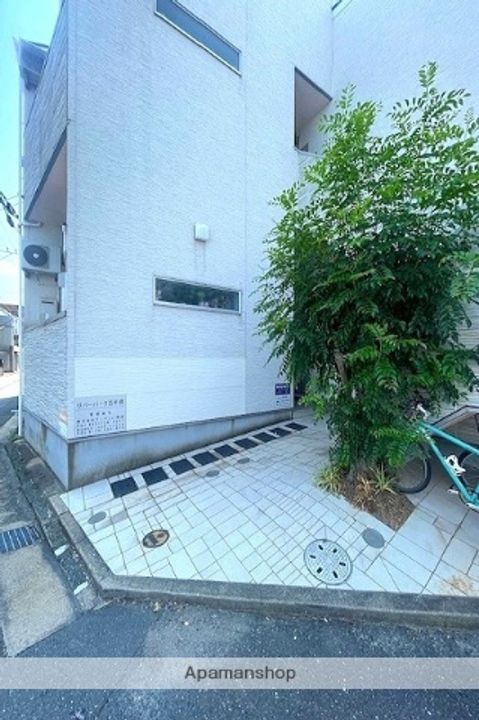 リバーパーク百年橋の外観