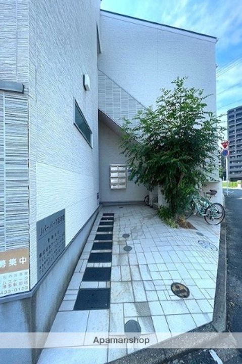 リバーパーク百年橋の外観