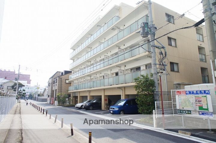 レジディア高宮の外観