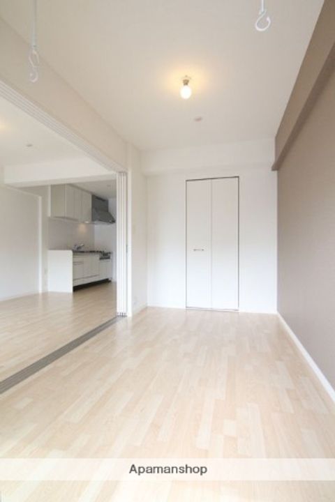 F・STAGE博多駅南の居間