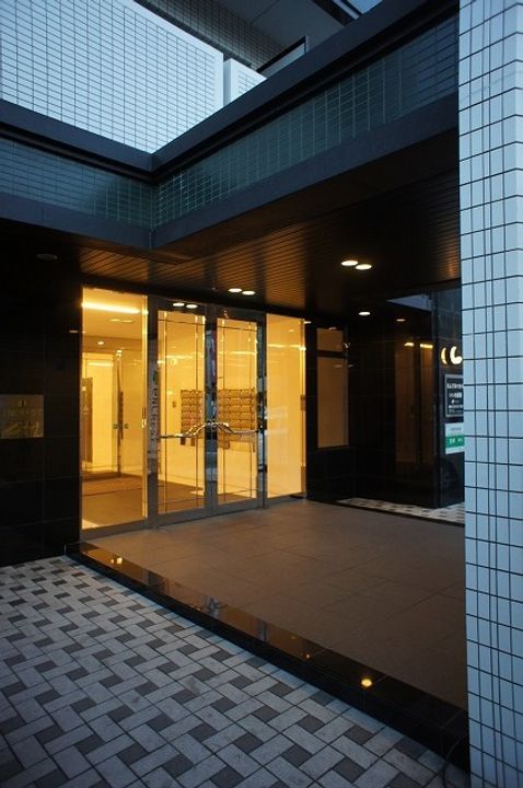 エンクレスト天神の外観