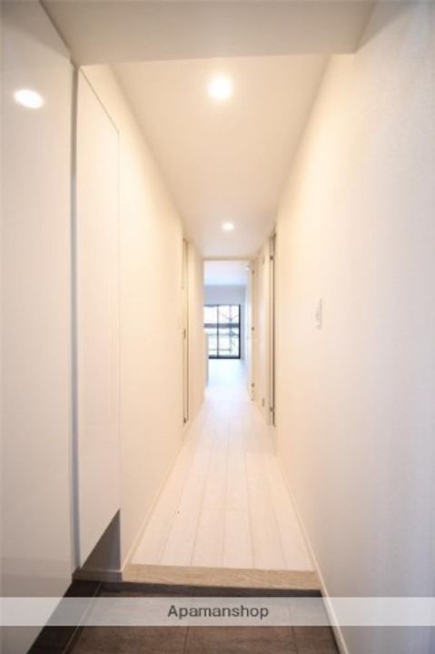 RJRプレシア高砂の玄関