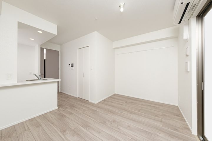 エンクレスト博多EXCEEDの居間