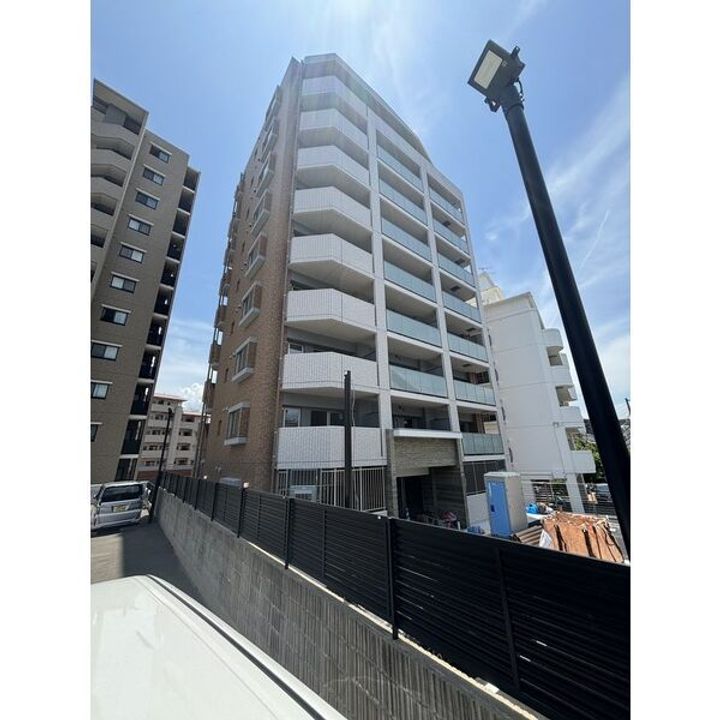 ラシュール・イン寺塚の外観