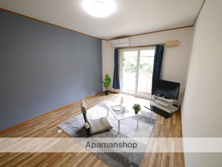 エスポアールOGAWAⅡ204の居間