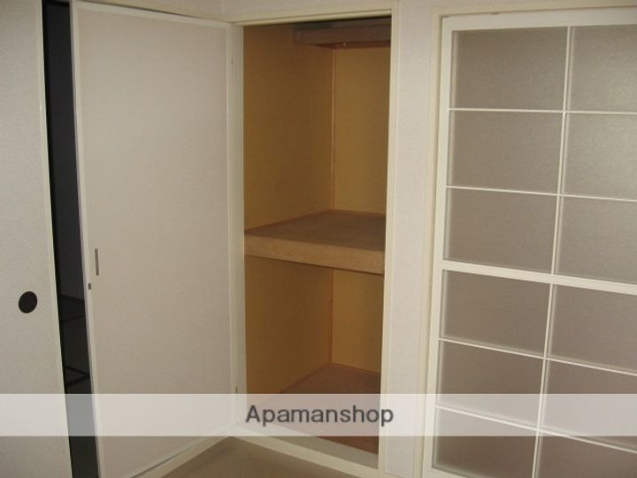 センダ・ハイツ・ハナセ201の内装