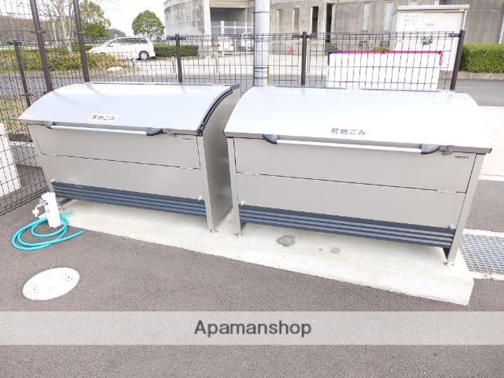 福岡県嘉穂郡桂川町大字寿命の賃貸マンションの外観