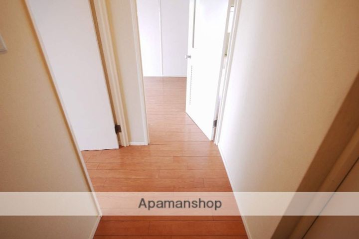 リバーサイドAIの玄関