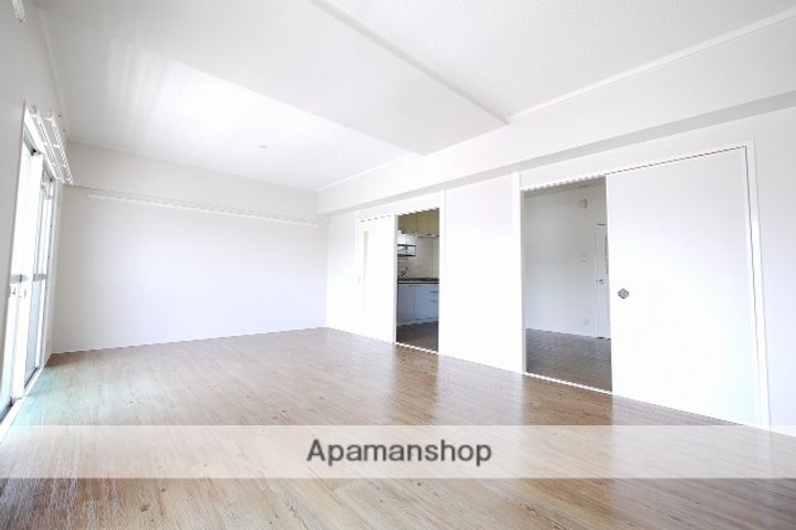 リバーサイドAIの内装