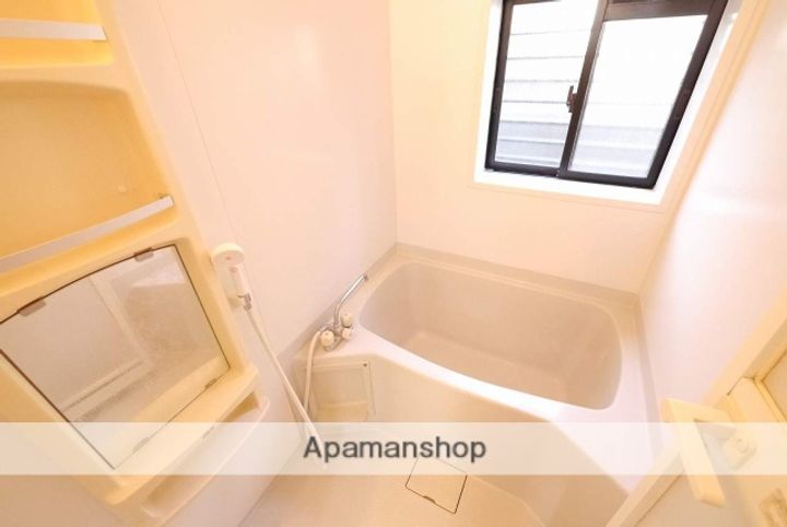 ファミール舞の浦102の風呂