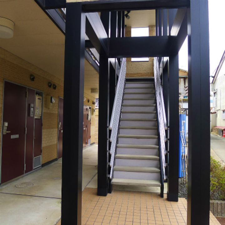 レオパレスドミール横田Ⅱ107の外観
