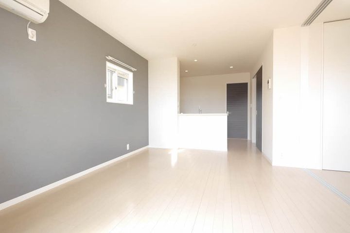 福岡県飯塚市川津の賃貸アパートの居間