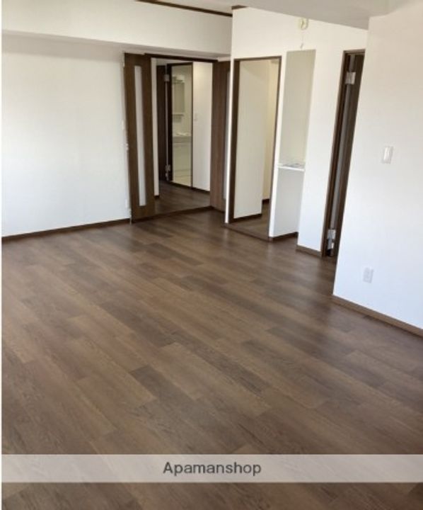 オリエントハイツ前原501の内装