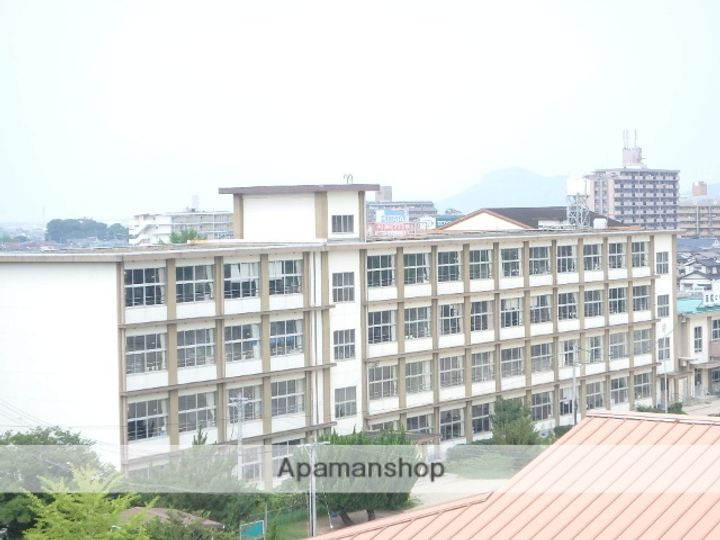 スインパスィ604の周辺