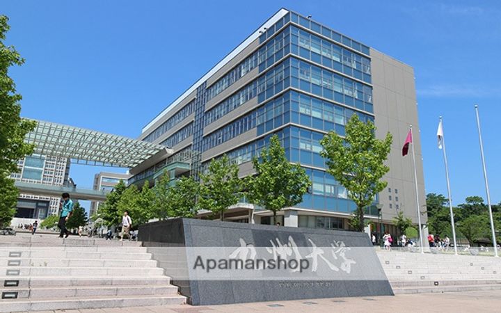 WEST AVALON九大前の周辺