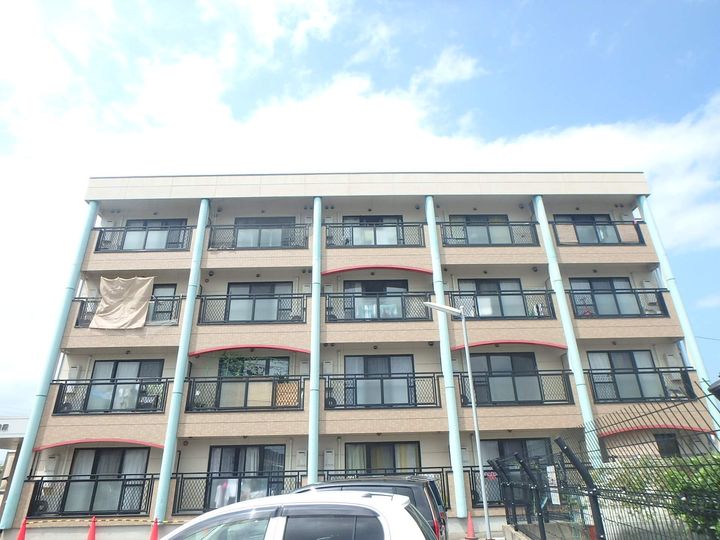 ハーモニーKハウスサンワ前原411号室の外観