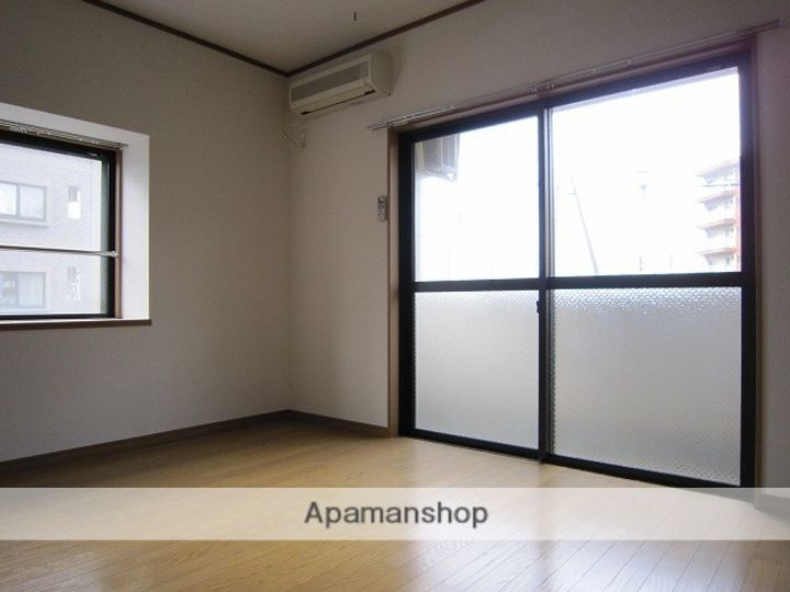 福岡県久留米市宮ノ陣2丁目の賃貸マンション303の居間