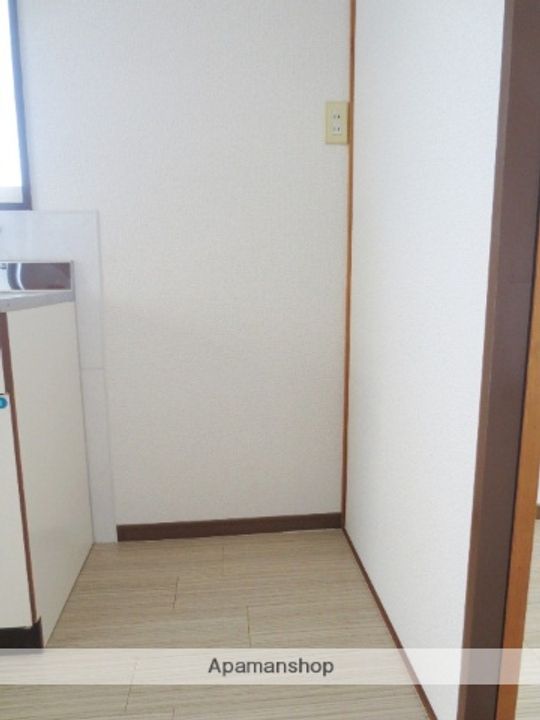 佐賀県鳥栖市西新町の賃貸アパートD202の内装