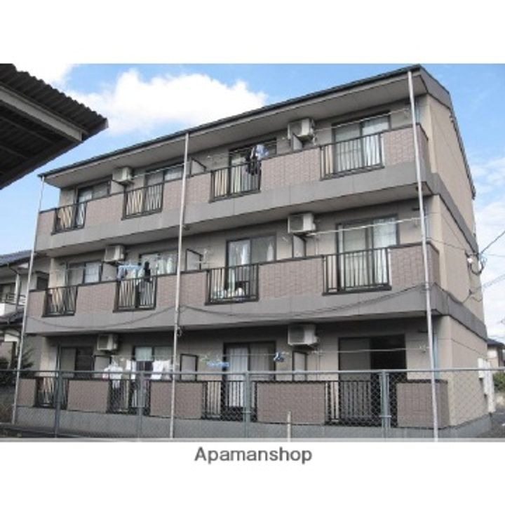 佐賀県鳥栖市藤木町の賃貸アパート301の外観