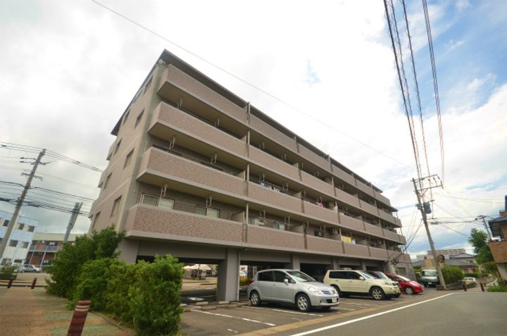 福岡県筑紫野市大字永岡の賃貸マンション302の外観