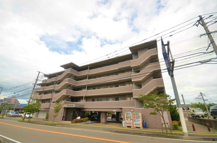 福岡県筑紫野市大字永岡の賃貸マンション302の外観