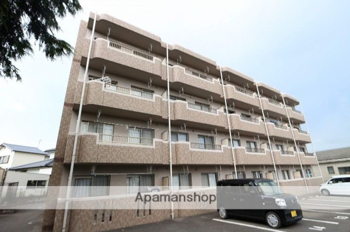 佐賀県鳥栖市山浦町の賃貸マンション103の外観