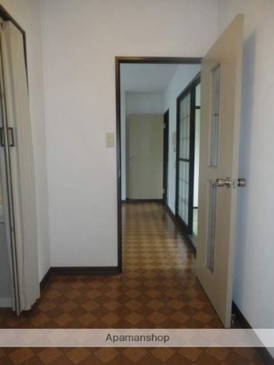 佐賀県鳥栖市立石町の賃貸アパートB201の玄関