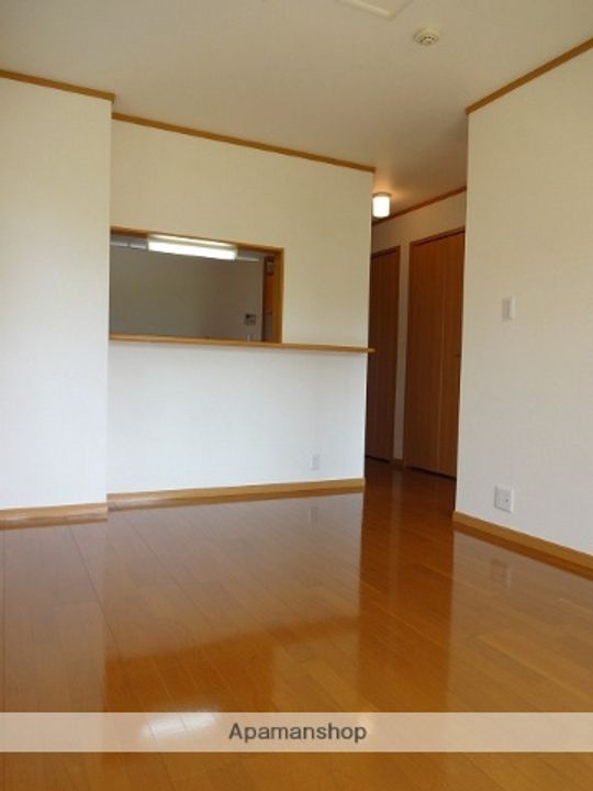 佐賀県三養基郡上峰町大字堤の賃貸アパート103の居間