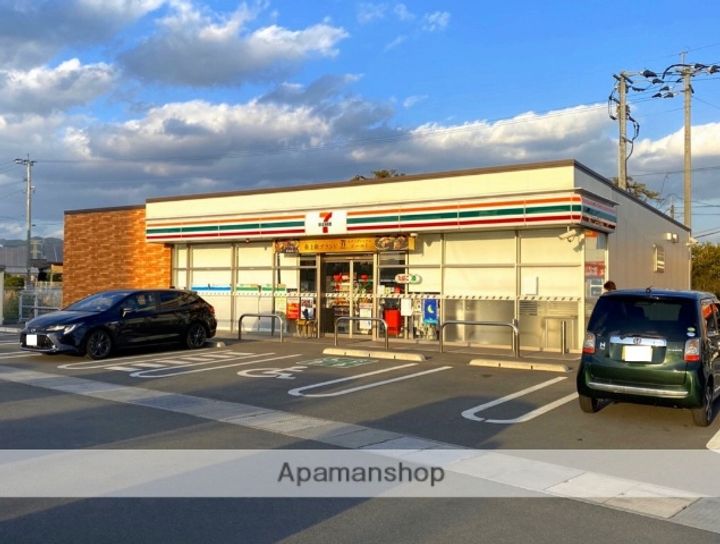 フォレスト三輪Ⅱ108の周辺