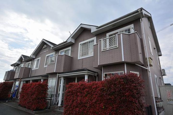 メゾンファルコAの外観