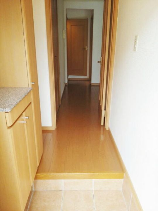 モンターニュAの玄関