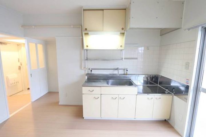 ビレッジハウス三橋1号棟のキッチン