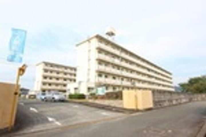 ビレッジハウス瀬高1号棟の外観