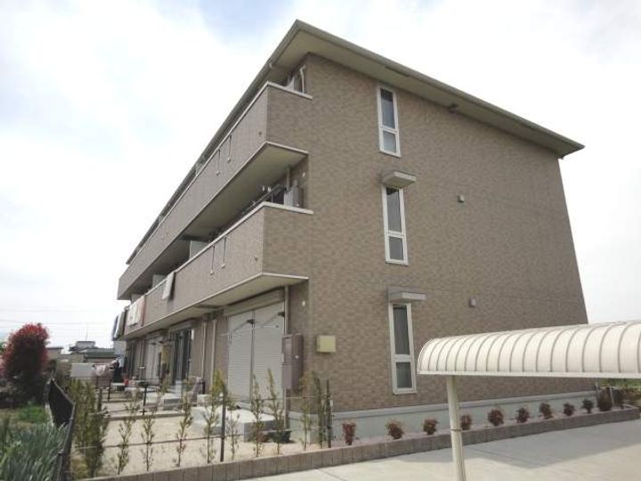 アヴニールの外観