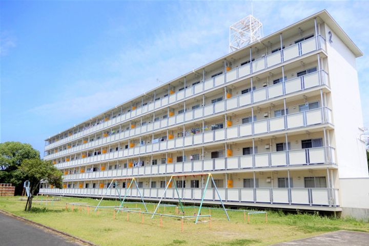 ビレッジハウス大牟田1号棟の外観