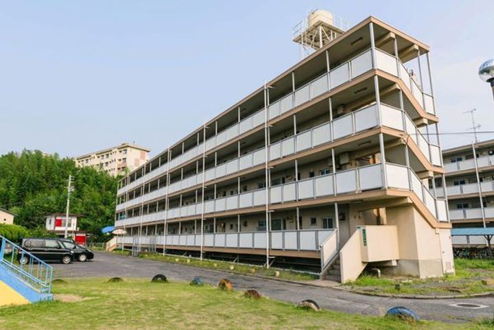 ビレッジハウス則松3号棟0402の外観
