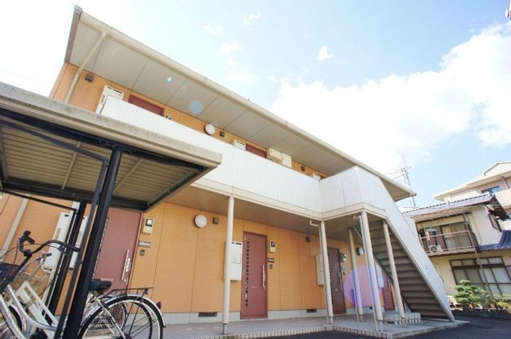 福岡県筑紫野市大字筑紫の賃貸アパート203号室の外観