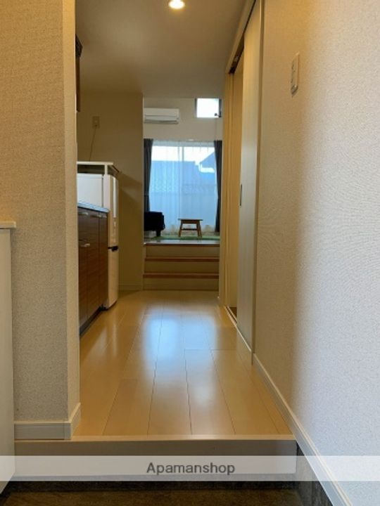 福岡県うきは市吉井町長栖の賃貸アパート206の玄関