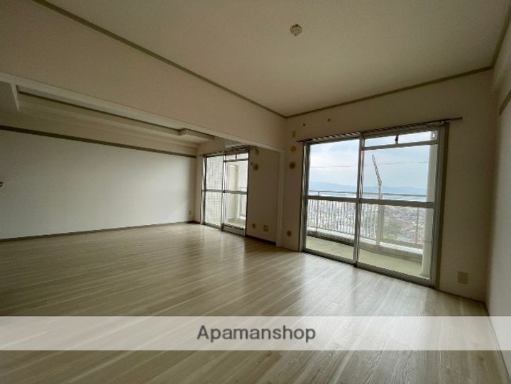 佐賀県鳥栖市藤木町の賃貸マンション1005の内装