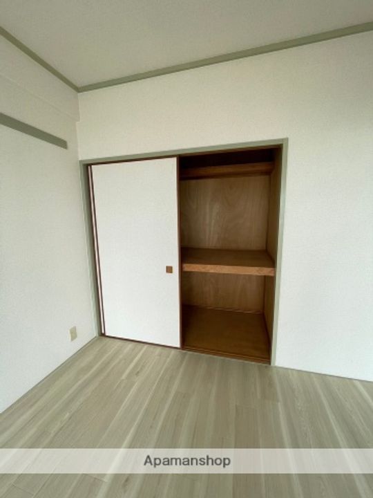 佐賀県鳥栖市藤木町の賃貸マンション1005の内装