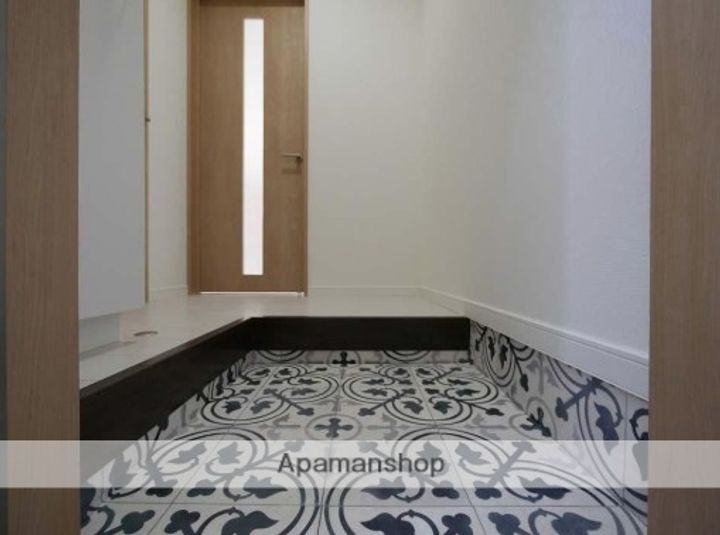 佐賀県三養基郡みやき町大字西島の賃貸アパート203の玄関