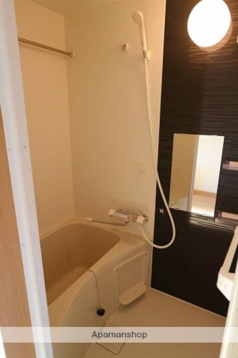 福岡県三井郡大刀洗町大字上高橋の賃貸アパートB-8の風呂