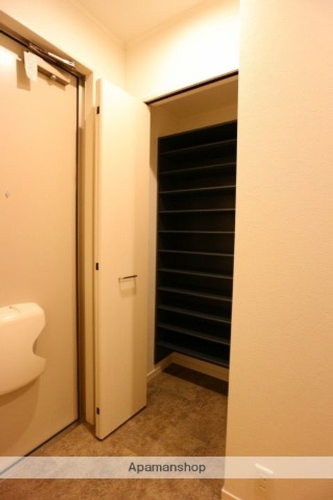 福岡県朝倉郡筑前町篠隈の賃貸アパートの内装