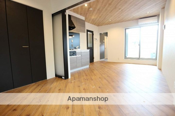 福岡県久留米市田主丸町田主丸の賃貸アパート301の居間