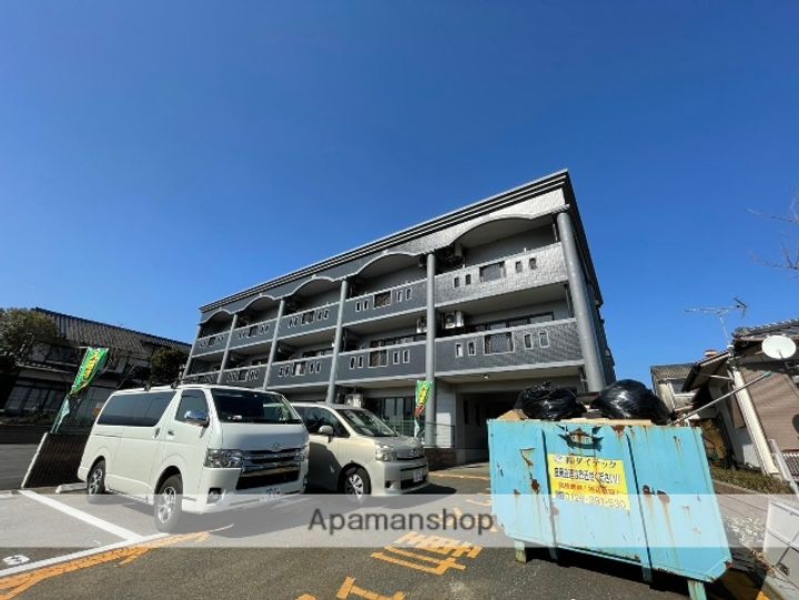 ラフテル小郡の外観