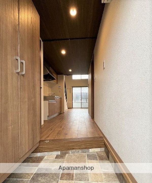 福岡県筑紫野市大字牛島の賃貸アパート102の居間