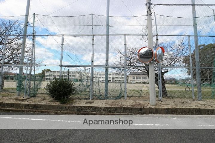 クランク小郡の周辺