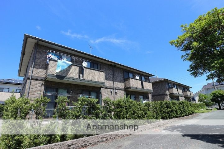 カトルセゾンB203の外観